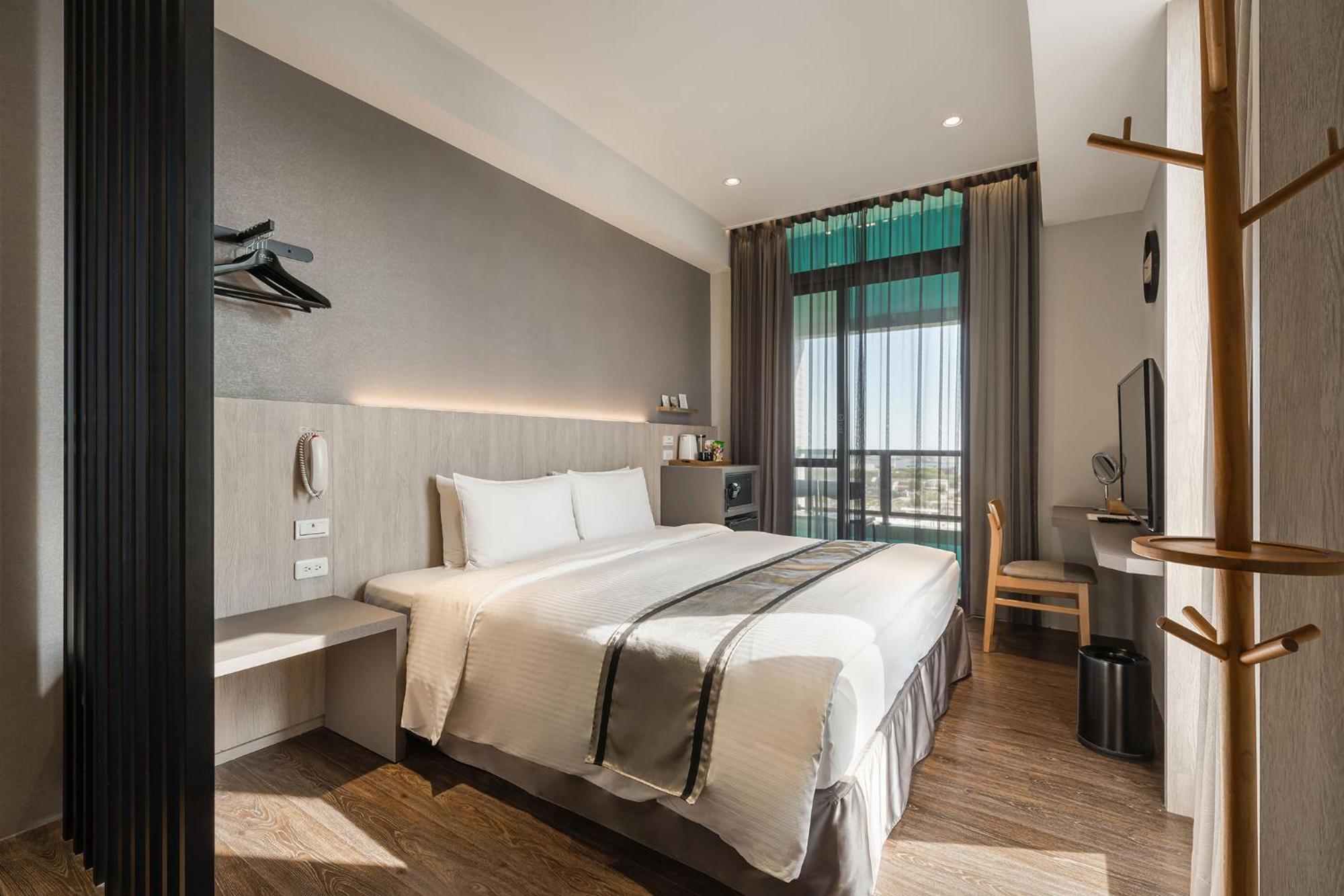 Hotel Yam Lagom Гаосюн Екстер'єр фото